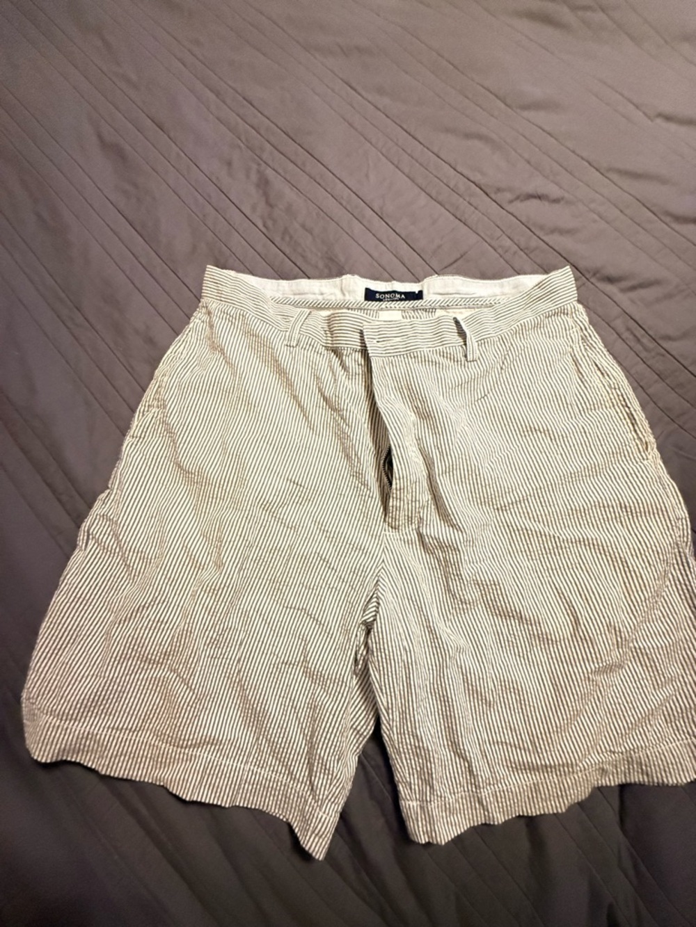 Sonoma Men's White and Tan Seersucker Flat-Front Shorts